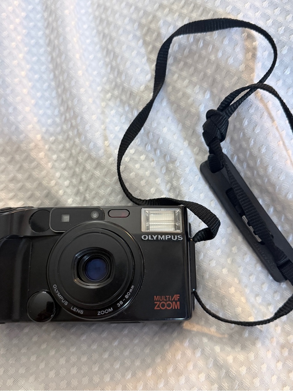 Vintage Olympus Infinity Zoom 200 35mm Point and Shoot Film Camera Tested Works!